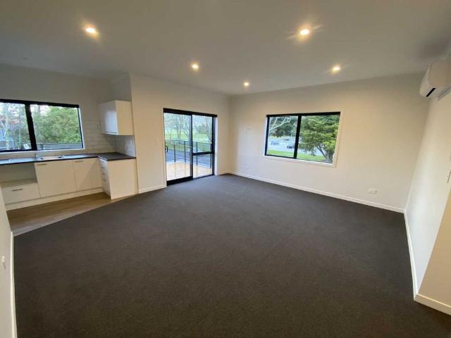 Townhouse for rent in Knighton, Hamilton City