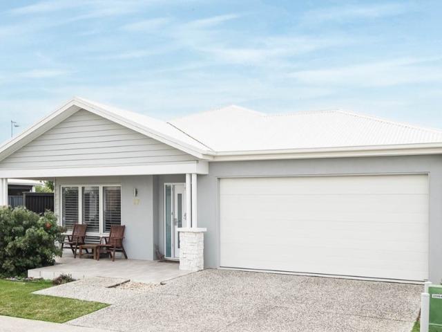 Apartment for sale in Kings Creek, Queensland