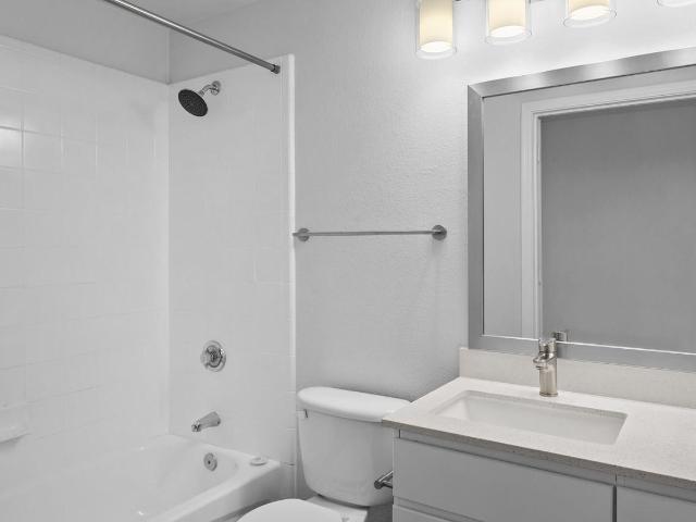 Apartment for rent in The Landry on McDowell, Phoenix
