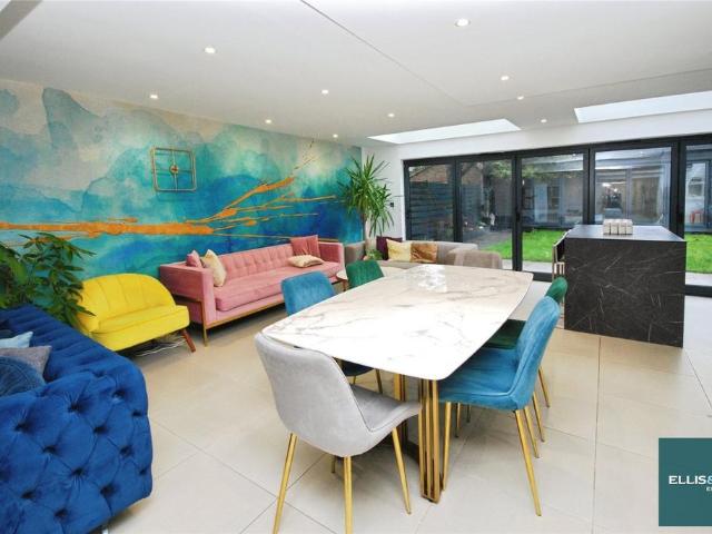 Apartment for rent in Golders Green, Greater London