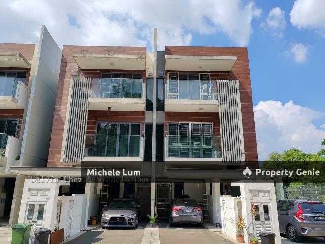 Townhouse for rent in Petaling, Damansara Damai