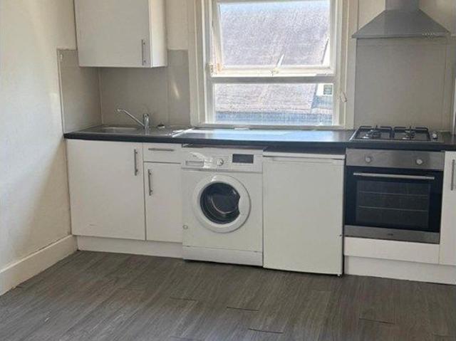 Studio for rent in London Borough of Ealing, Greater London