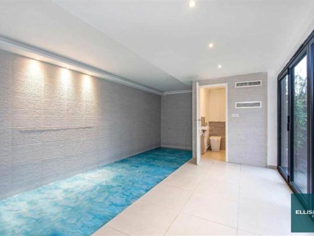 Apartment for rent in Golders Green, Greater London