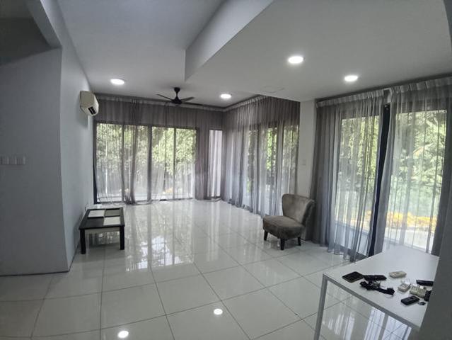 Townhouse for rent in Petaling, Damansara Damai