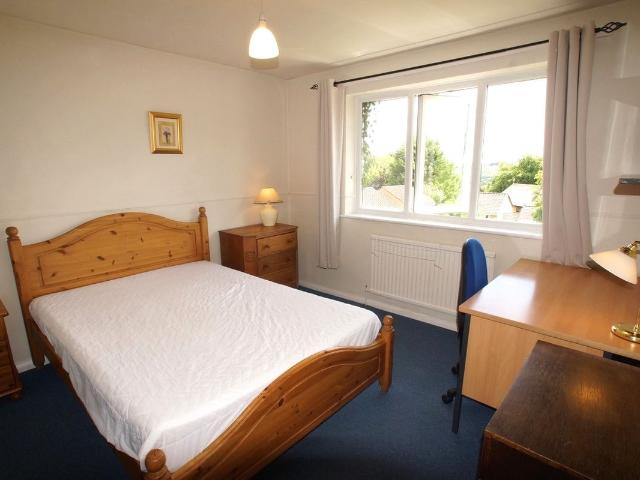 Room for rent in Sleepers' Hill, Winchester