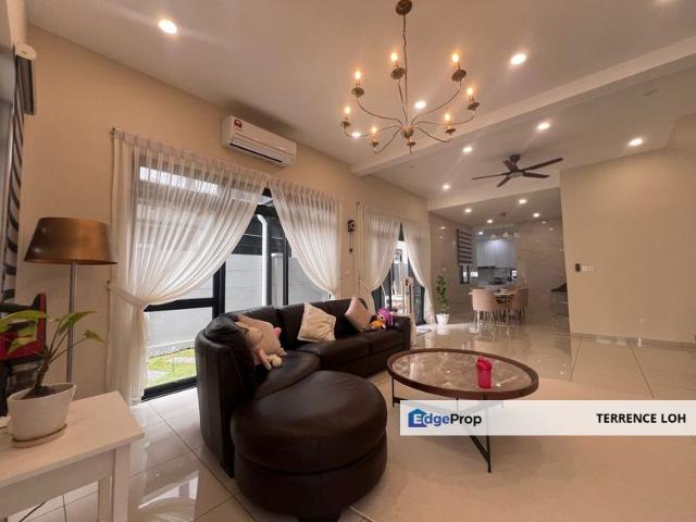 House for sale in Pulai, Bukit Ledang