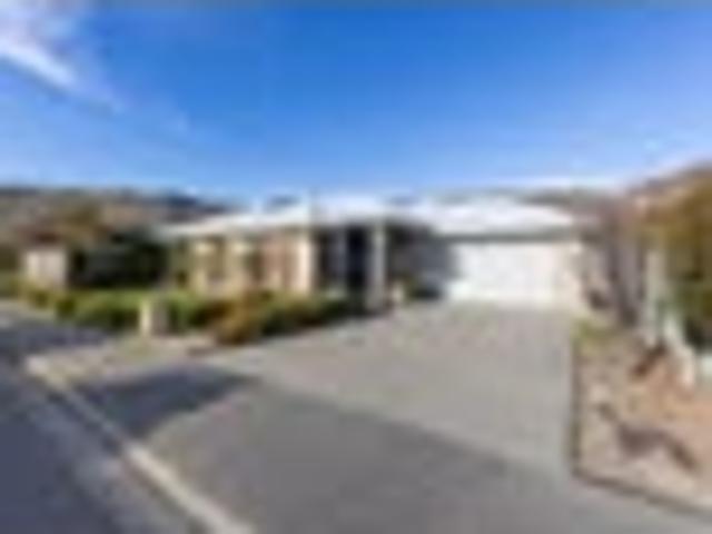 House for sale in Chaslands, Canterbury