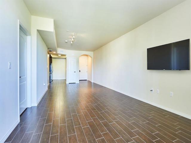 Apartment for rent in Canoga Park, California