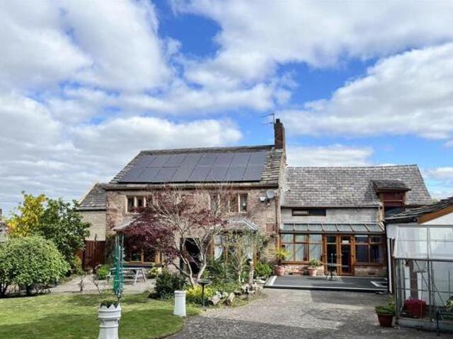 House for sale in Greenheys, Greater Manchester
