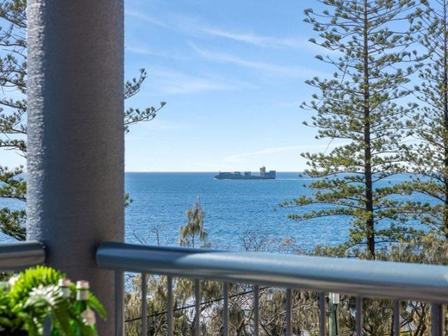 Apartment for sale in Kings Creek, Queensland