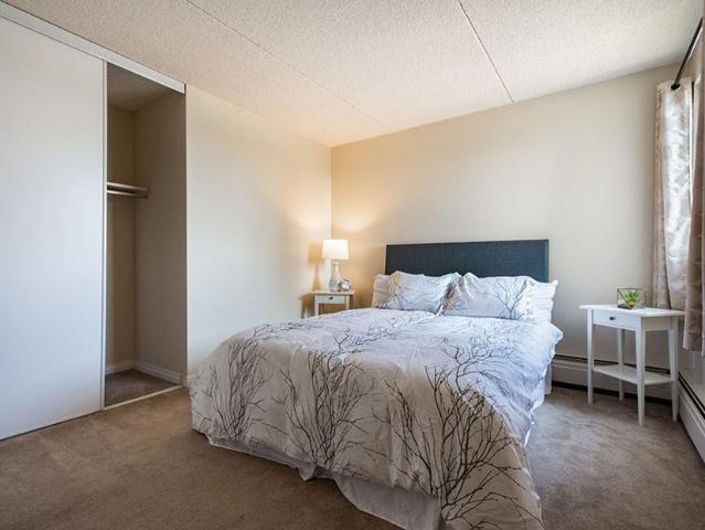 Apartment for rent in Wedgewood, Alberta