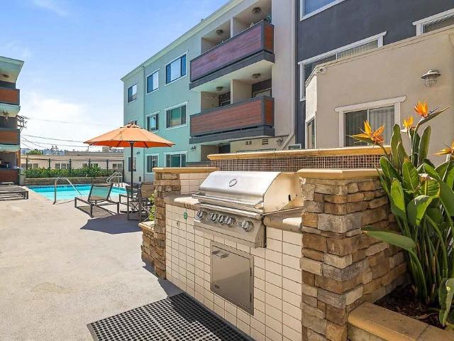 Apartment for rent in Burbank, California