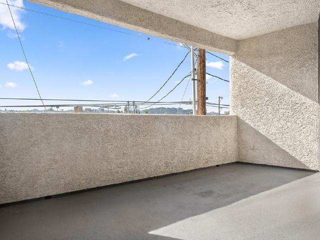 Apartment for rent in Burbank, California