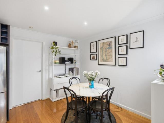 Townhouse for sale in Camerons Creek, Victoria