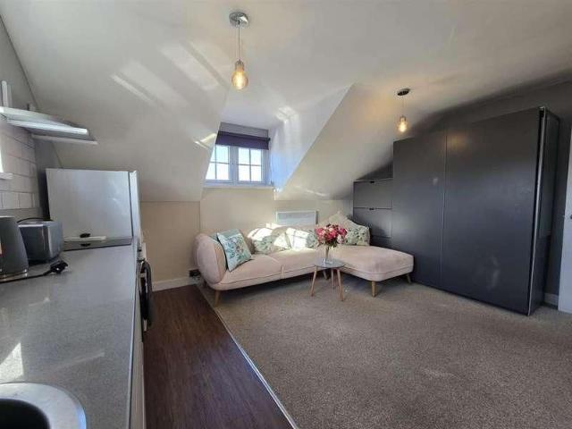 Apartment for rent in Brockencote, Wyre Forest