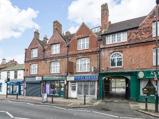 Apartment for rent in Charlton, Greater London