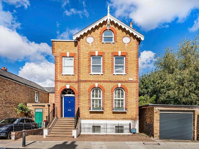 House for rent in North Sheen, Greater London