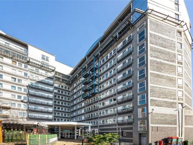 Apartment for rent in Callis Yard, Greater London