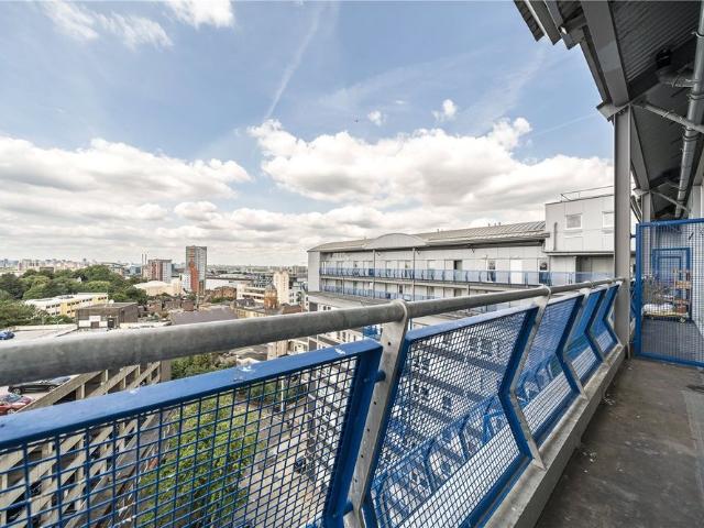 Apartment for rent in Glyndon, Shooters Hill
