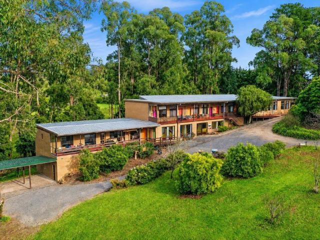 Granny Flat for rent in Wandin East, Melbourne