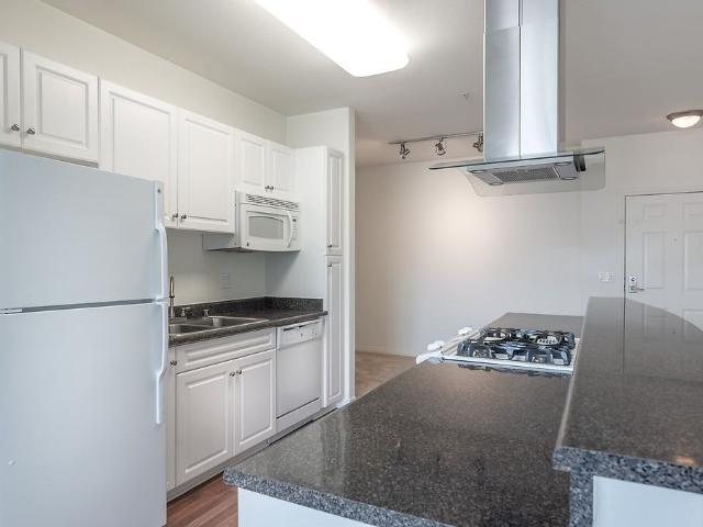 Apartment for rent in California