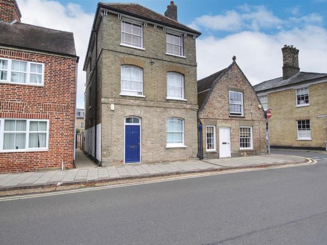 Studio for rent in St. Ives, Huntingdon