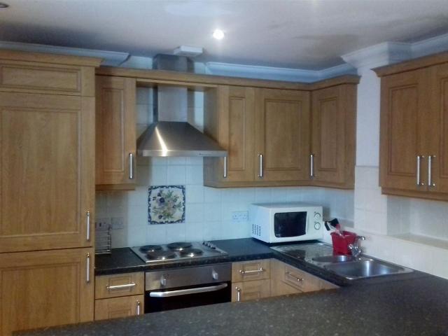Apartment for rent in Plasnewydd, Falcon Lodge