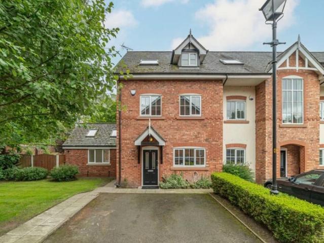 House for rent in Georgia, Greater Manchester