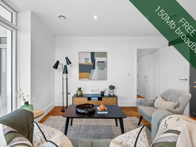 House for rent in London Borough of Croydon, Greater London