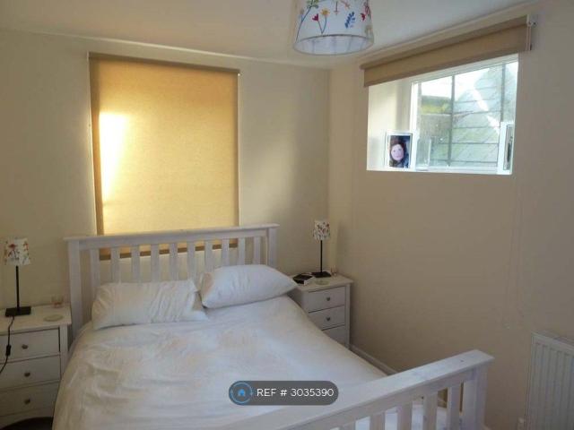 House for rent in Clarendon, Ash