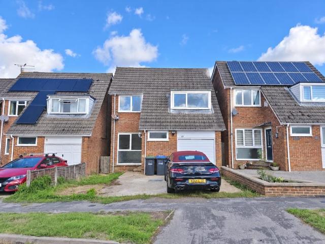House for rent in Perryfields, West Sussex