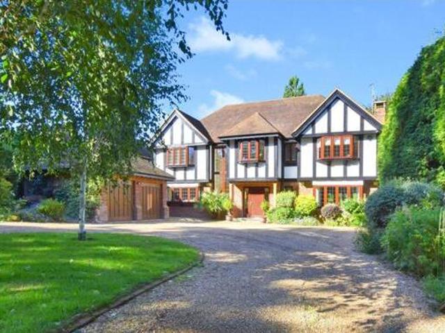 House for sale in Surrey