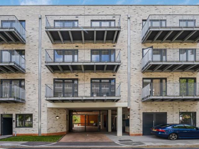 Property for sale in London Borough of Ealing, Greater London