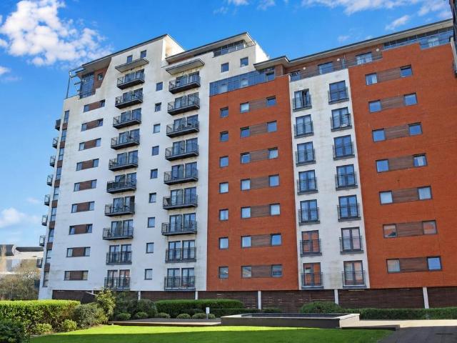 House for rent in Cardiff Bay, Falcon Lodge