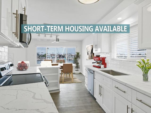 Apartment for rent in Corona Del Mar, California