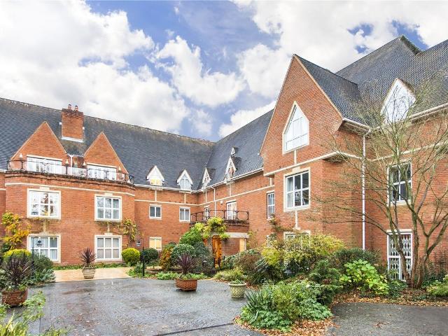 Apartment for rent in Royal Borough of Kingston upon Thames, Greater London