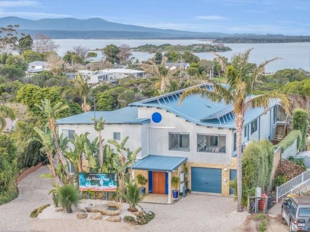 Flat for sale in Mallacoota, Victoria