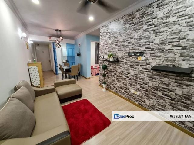 Condominium for sale in Malaka
