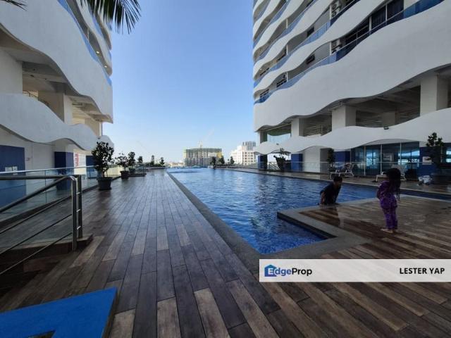 Condominium for sale in Malaka