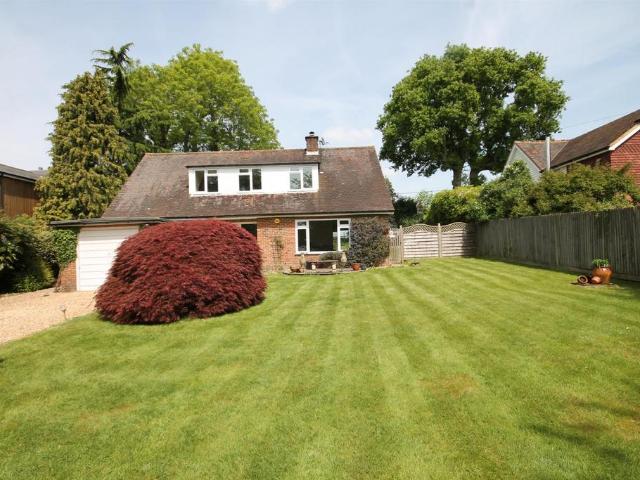 House for rent in Littlecote, West Sussex