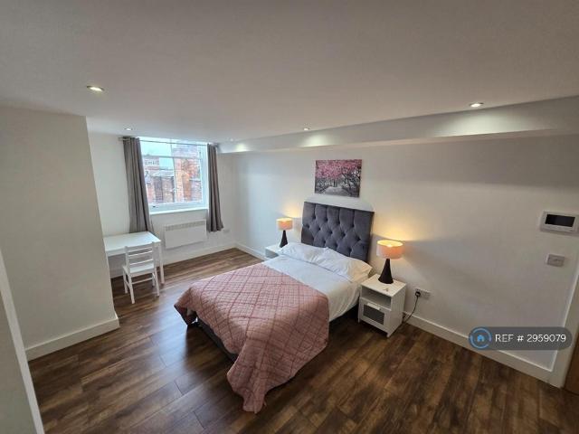Apartment for rent in Hanley, Stoke-on-Trent