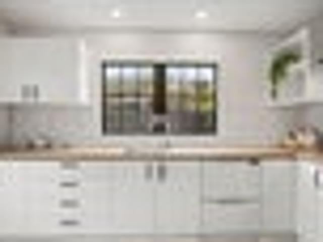 House for sale in Chaslands, Canterbury