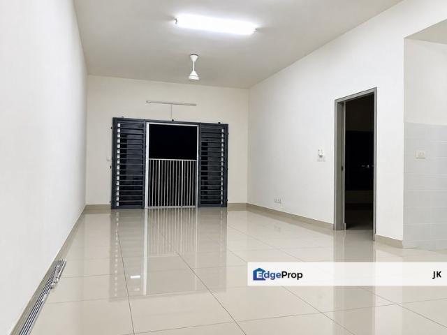 Condominium for sale in Lake Vista, Majlis Bandaraya Subang Jaya