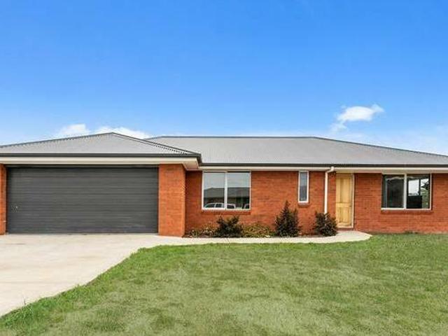 House for sale in Derwent Park
