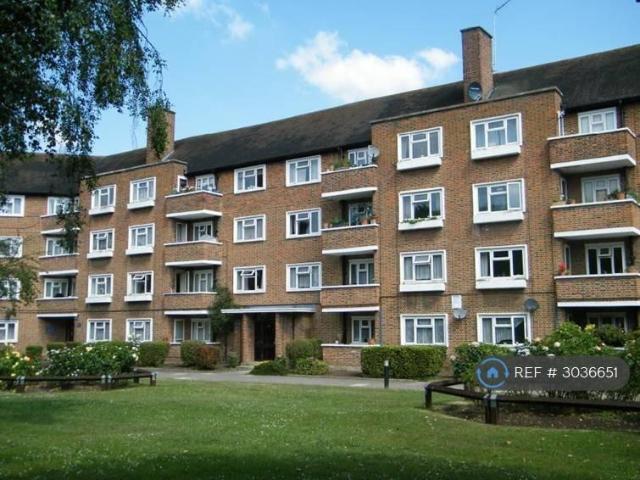 Apartment for rent in East Sheen, Greater London