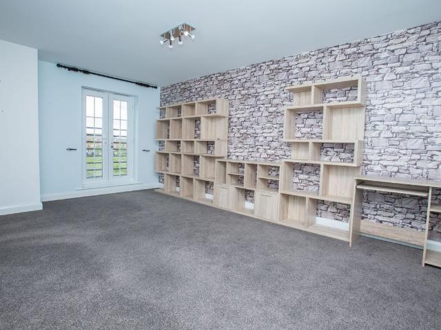 Apartment for rent in Thorpe, West Yorkshire