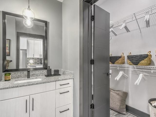 Apartment for rent in Mecklenburg, North Carolina