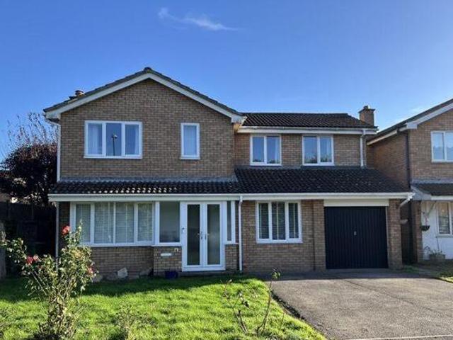 House for sale in Feckenham, City Of Bristol