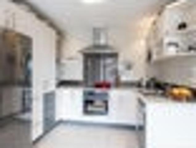 Townhouse for rent in Cable Bay, Nelson Bays