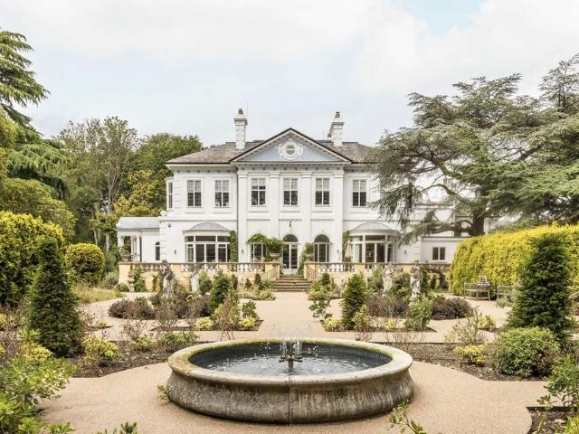 Apartment for rent in Upper Sydenham, Greater London